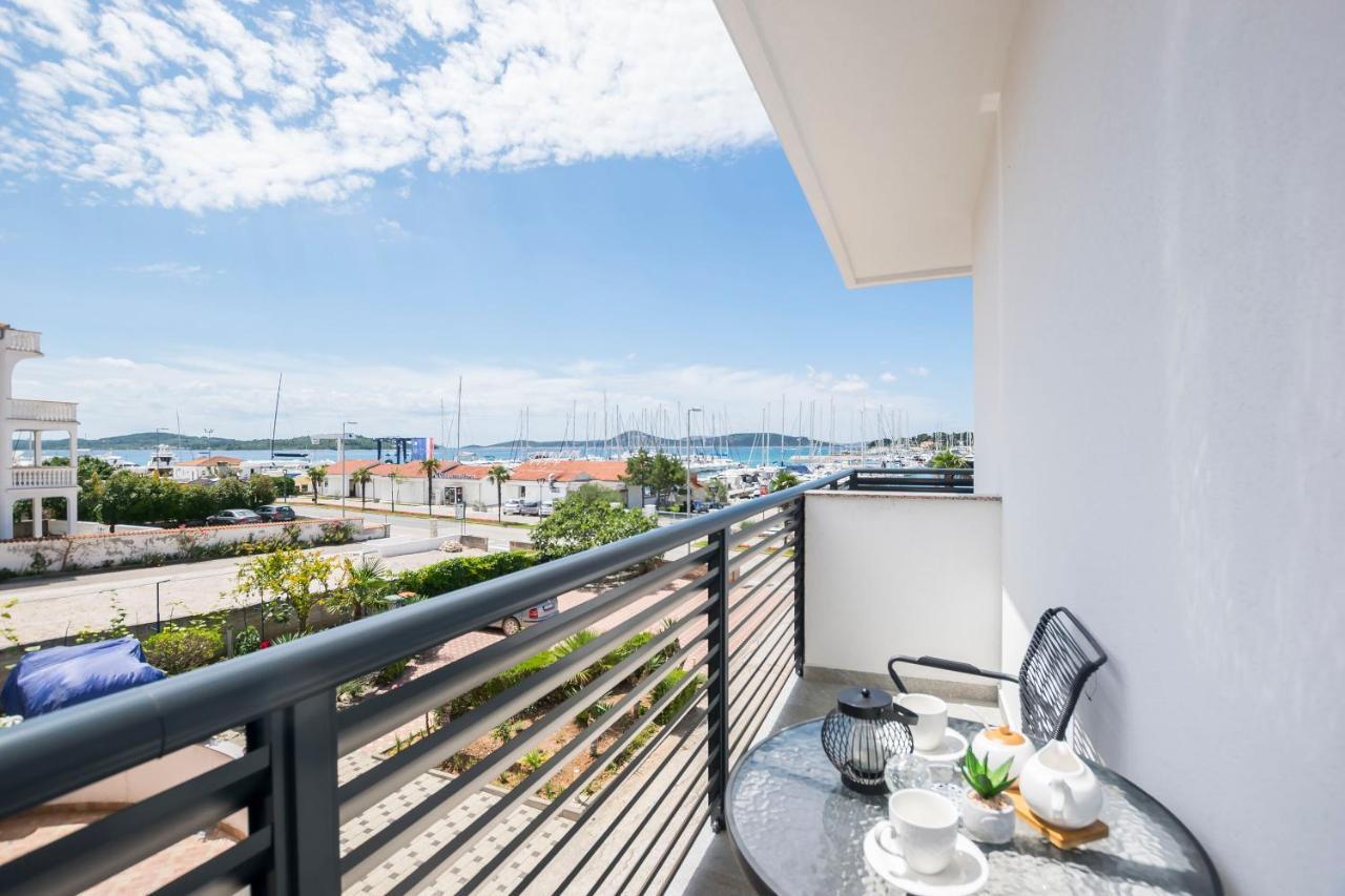 Apartments And Rooms Mare Vodice Exterior foto