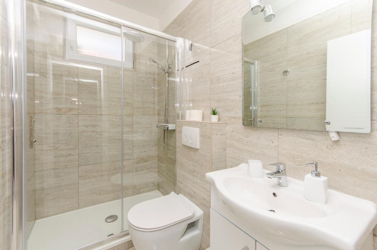 Apartments And Rooms Mare Vodice Exterior foto